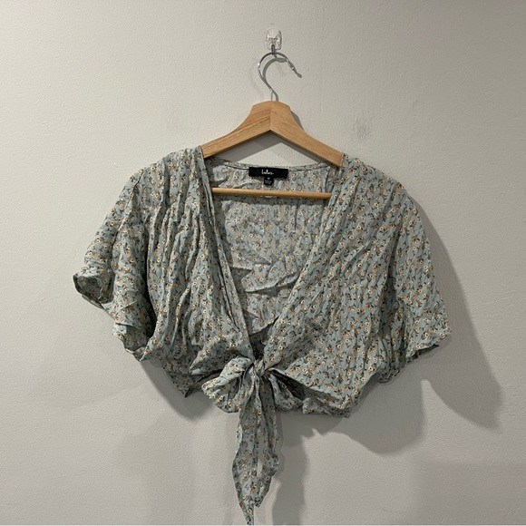 NWOT Lulus Sage Green Ditsy Floral Wrap Crop Top Sz Medium - Picture 2 of 6